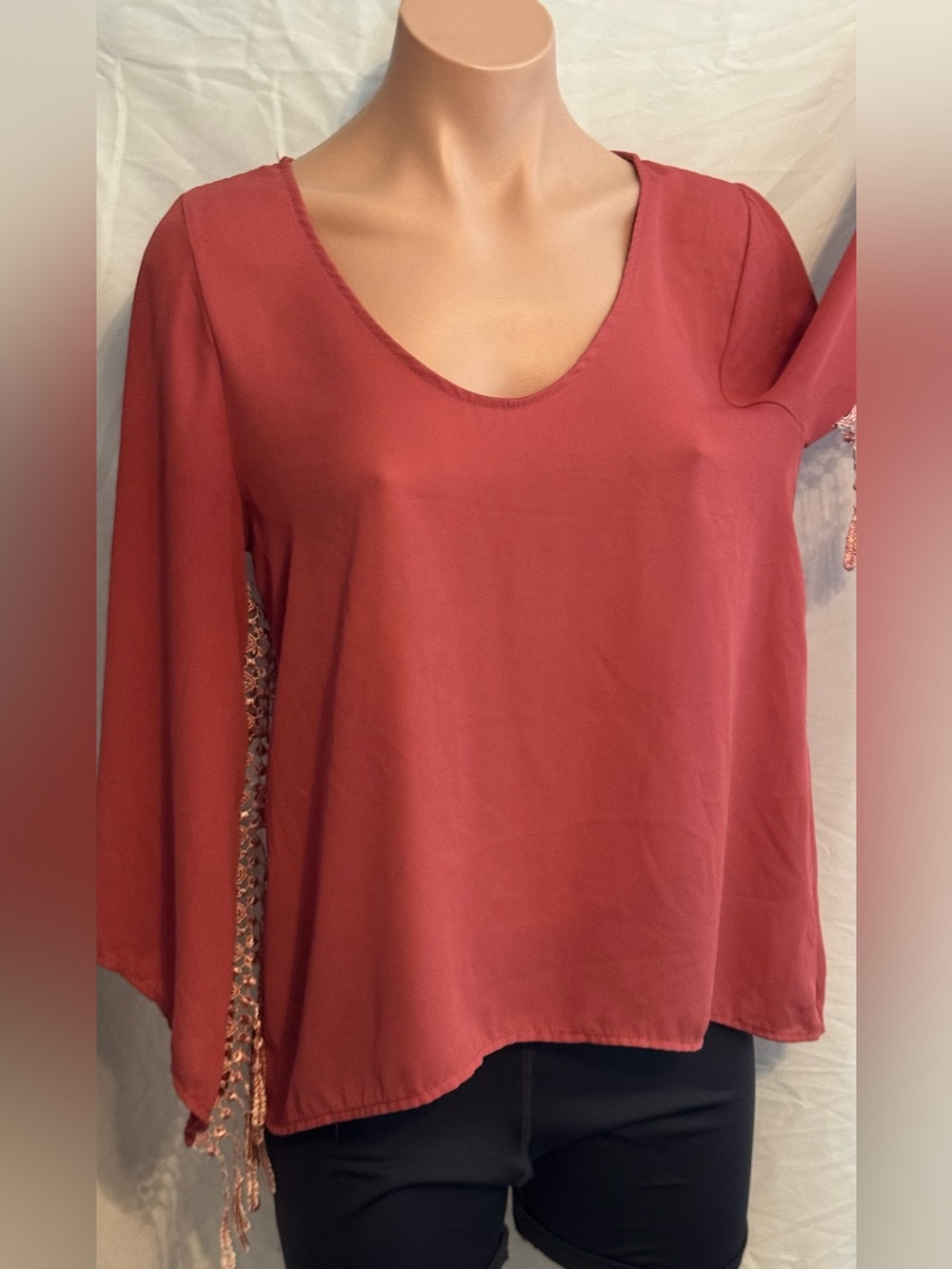 Womens Dusty Rose Long-Sleeve With Tassels Scoop Neck Top